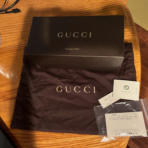 EUC Gucci SoHo Cosmetic Bag - Picture 10 of 10